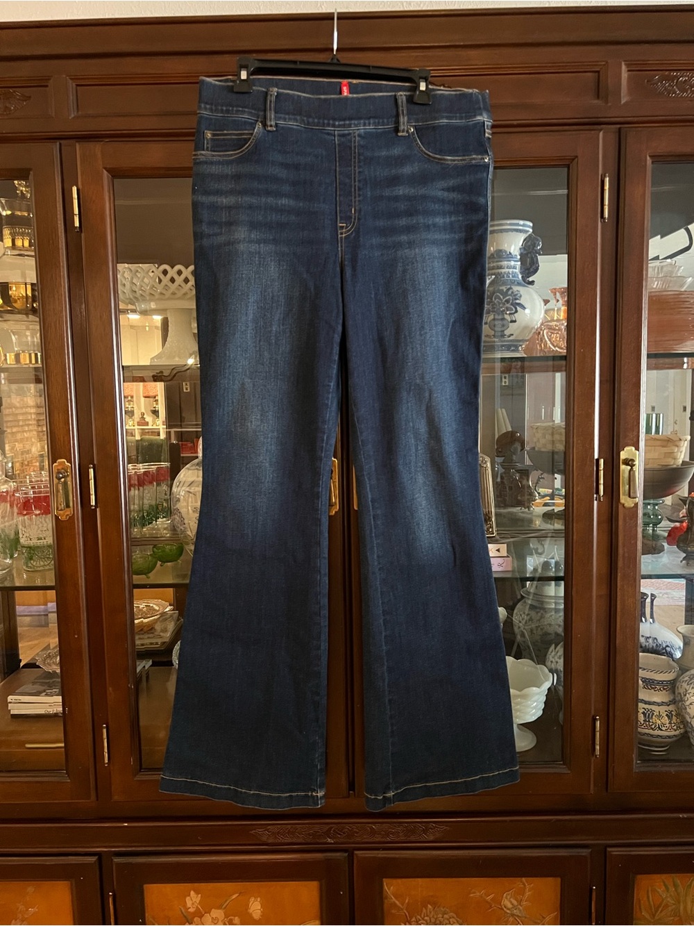 NWOT Spanx Pull on flare jeans